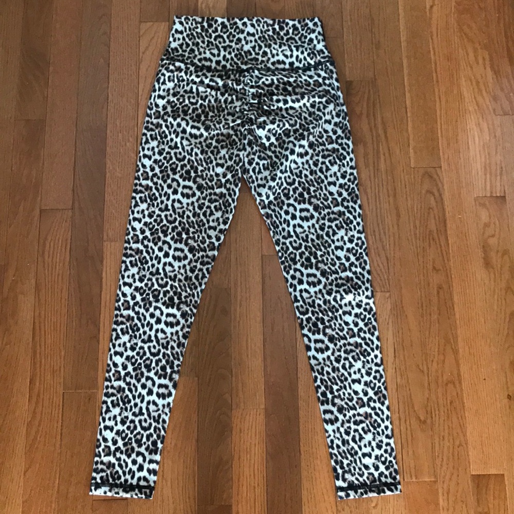 🇧🇷Brazilian Booty Luxury Leggings Cheetah - Picture 8 of 9